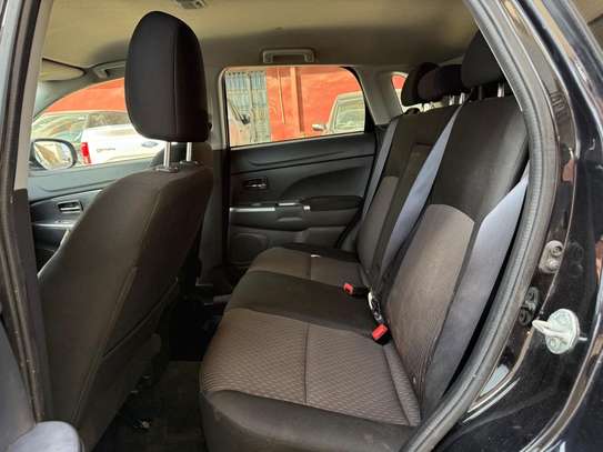 Mitsubishi outlander image 7