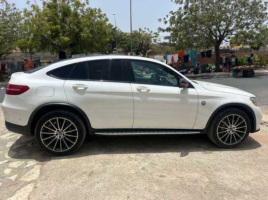Mercedes GLC300 2017 image 6