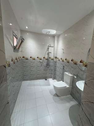 Magnifique appartement de type F4 à louer image 15