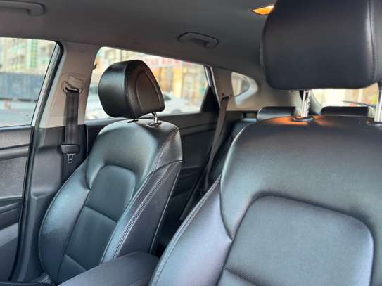 Hyundai Tucson image 12