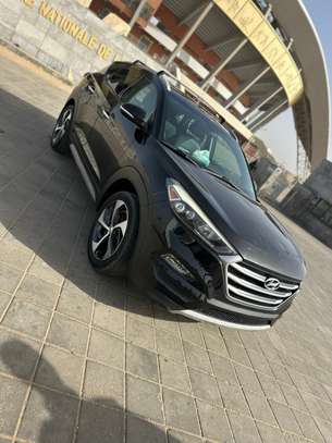 Tucson Limited 2017 image 11