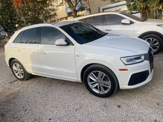 Audi Q3 2018 SLINE image 6