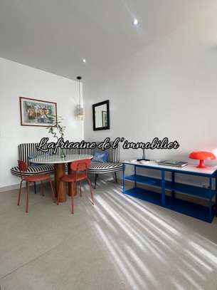 Studio meublé - A louer au centre-ville image 8