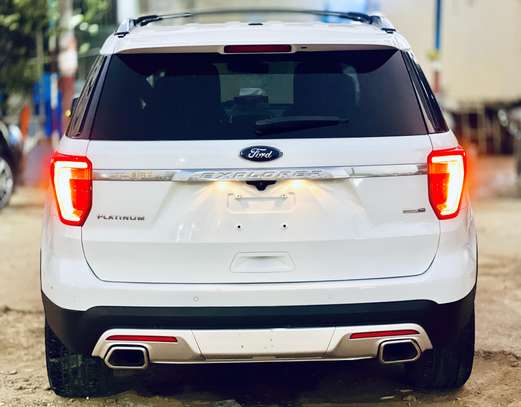 FORD EXPLORER PLATINUM 2017 image 9