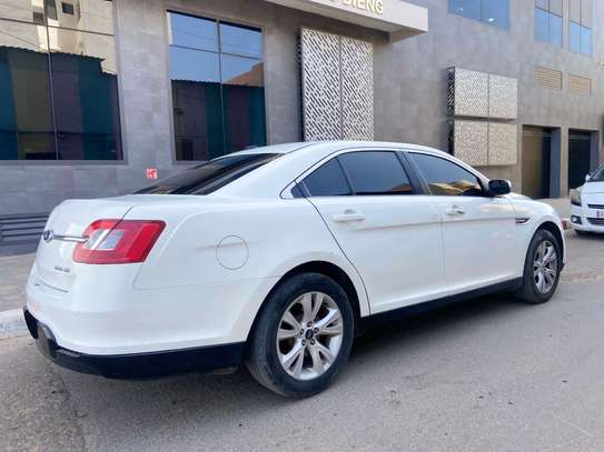 Ford taurus 2012 image 6