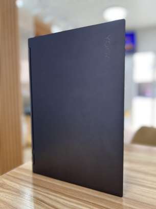 Lenovo Yoga C930 image 3