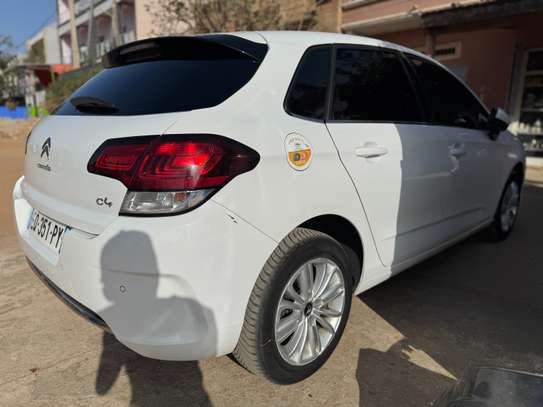 Citroën C4 image 5