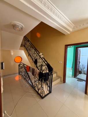 VILLA R+1 A LOUER image 5
