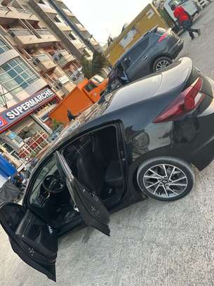 Hyundai elantra image 6
