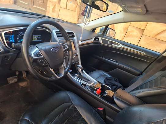 Ford fusion image 10