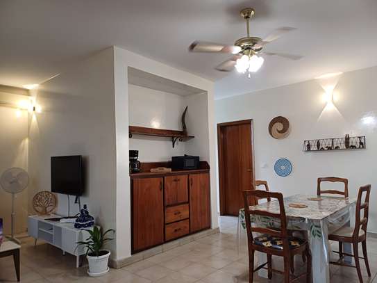 SOTRAC MERMOZ - F4 meublé image 6