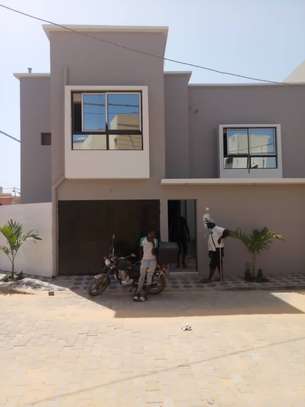 Villa 5 chambres à louer à la cité Cheikh Amar image 1