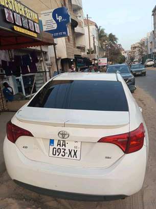 Toyota corola full option image 4