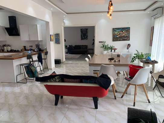 Appartement à louer 4 chambres aux Almadies image 4