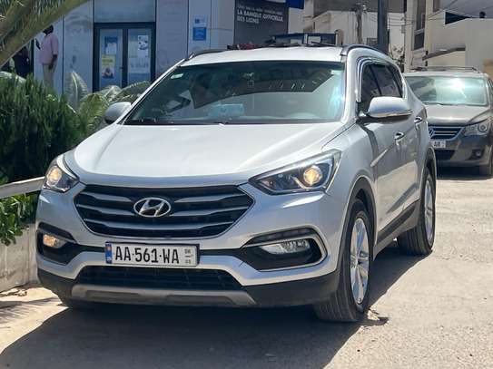 Hyundai SANTAFE image 12