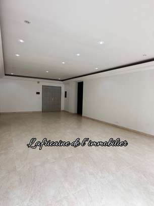Appartement F4 à louer – Proche du lycée Jean Mermoz image 3