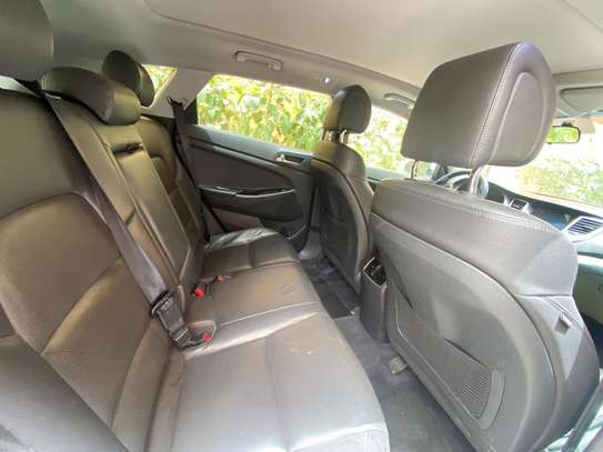Hyundai Tucson image 5