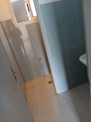 Appartement 03 chambres + salon à fenêtre Mermoz image 4