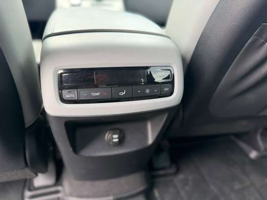 Hyundai palissade LIMITED 2025 image 8