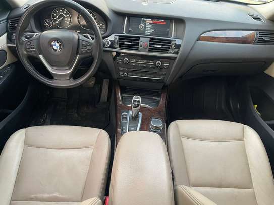 BMW X4 Xdrive28i image 2