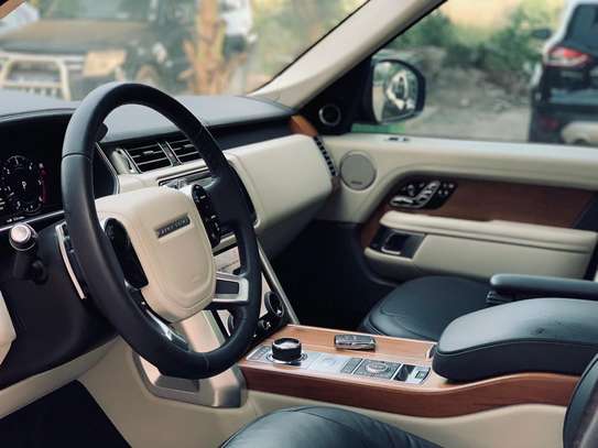 RANGE ROVER VOGUE AUTOBIO  2020 image 4