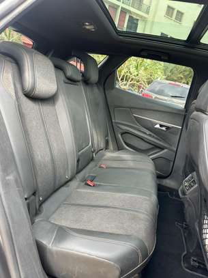 Peugeot 3008 2020 image 10