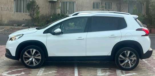 Peugeot 2008 2016 image 5