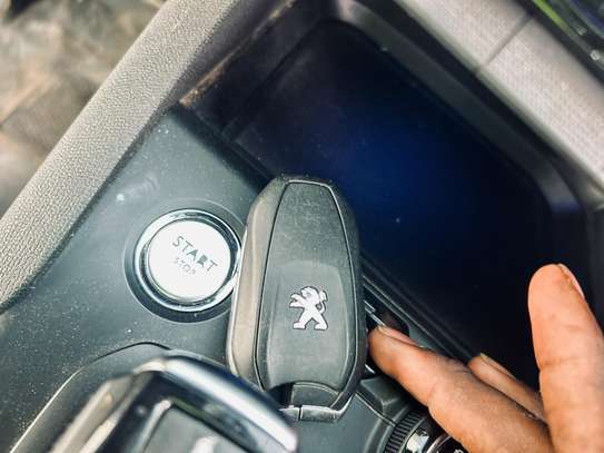 Peugeot 4008 année 2018 image 11
