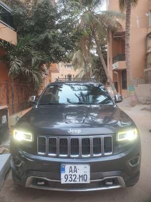 Jeep grand cherokee overland image 8