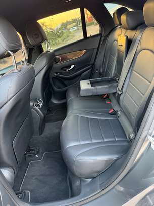 Mercedez-Benz GLC 300 année 2017 image 10