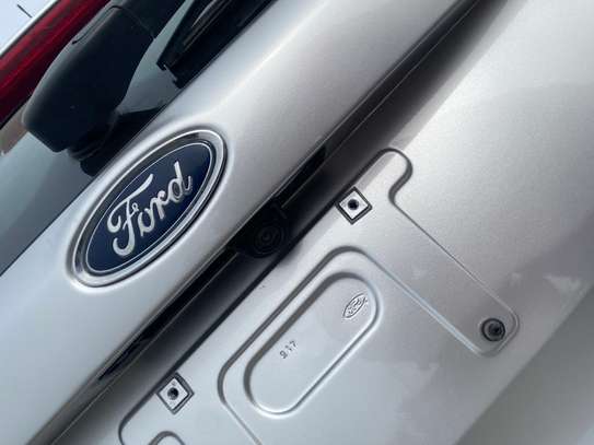 Ford focus SE 2017 image 9