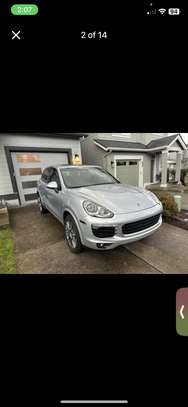 Porsche Cayenne 2017 platinum edition image 1