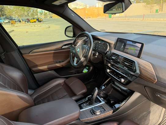 BMW X3 année 2019 image 7