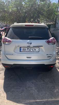 nissan rogue image 3