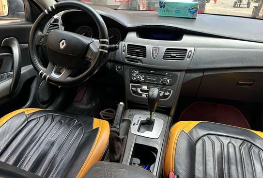 Renault 2014 image 4