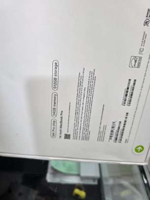 Macbook Pro M4 pro 2025 image 2