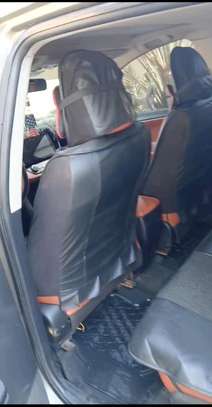Toyota Rav4 2015 image 3