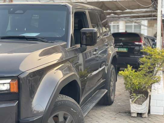 Toyota Prado automatique Diesel annee 2025 image 13