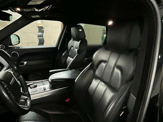 Range Rover Sport image 5