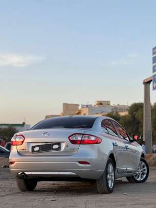 Renault SM3  2016 image 5