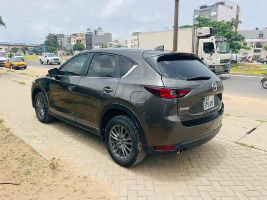 Mazda CX5 image 5