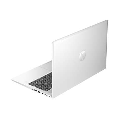 HP ProBook 450 G10 i5 8GB SSD 256 image 4