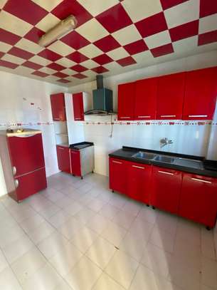 Ngor allmadies Apparttement vide image 7