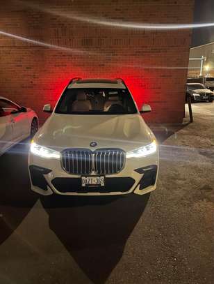 BMW x7 2022 image 1