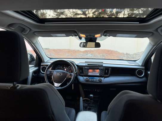 TOYOTA RAV 4 image 5