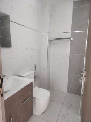 Appartement F5 neuf à Fann residence image 3
