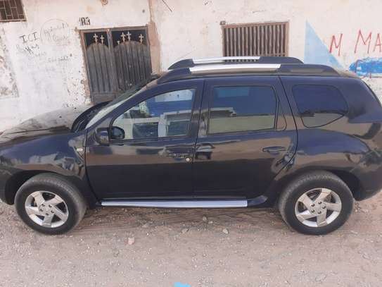 Renault Duster 2010 image 1