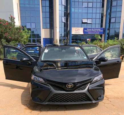 Toyota camry 2019 image 8