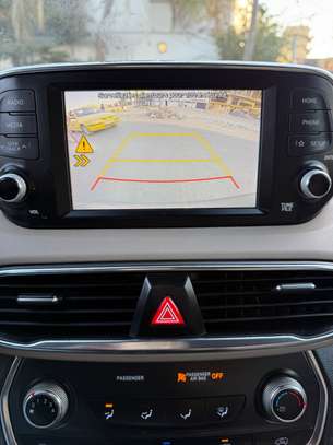 Hyundai Santa Fe 2019 image 13
