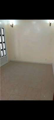 A LOUER UN APPT DE 03 CH image 1